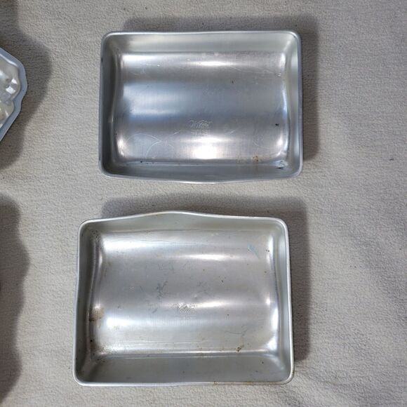 Vtg Wilton Cake Pans Lot Retro Baking Home Bear Doll Antique Vehicle Train Retro - Picture 8 of 14